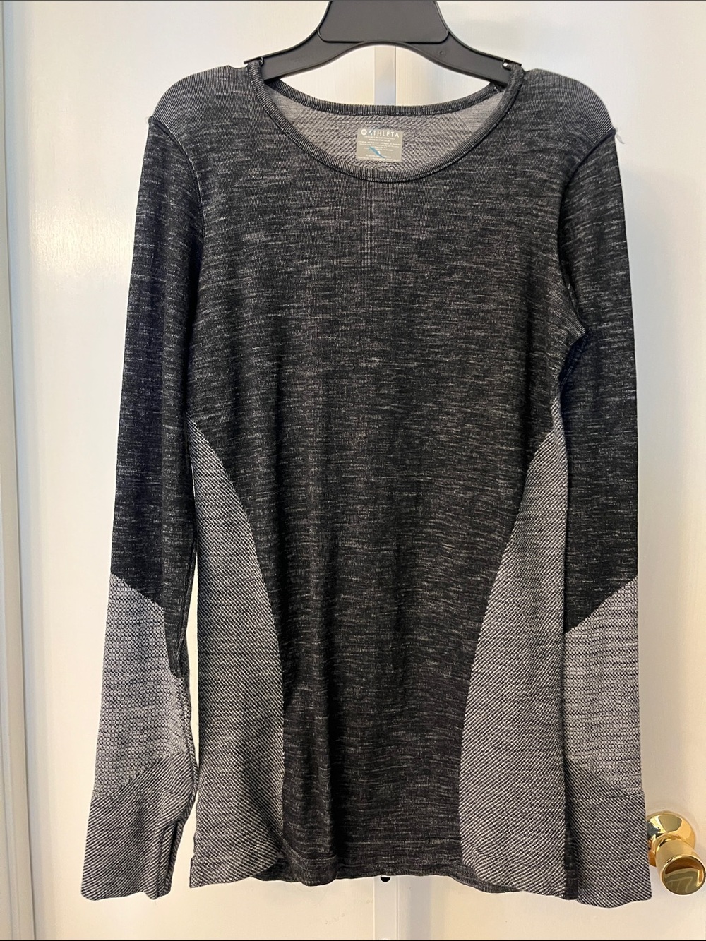 Athleta Heathered Black & Gray Long Sleeve Performance Top